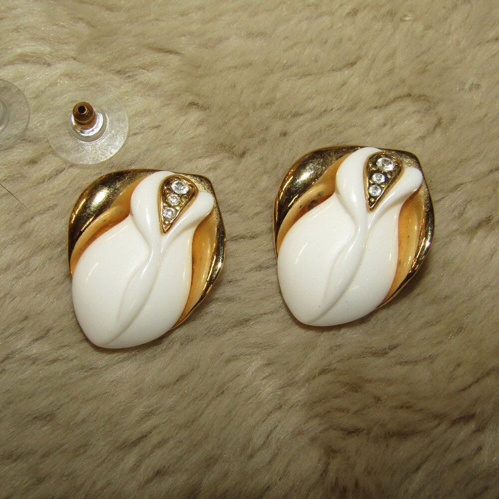 Vintage K.J.L. for Avon White Rose Bud Earrings